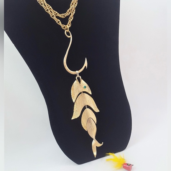 NAPIER 1971 Francis Fujio Articulated Fish on a Hook Pendant Necklace - Picture 3 of 10